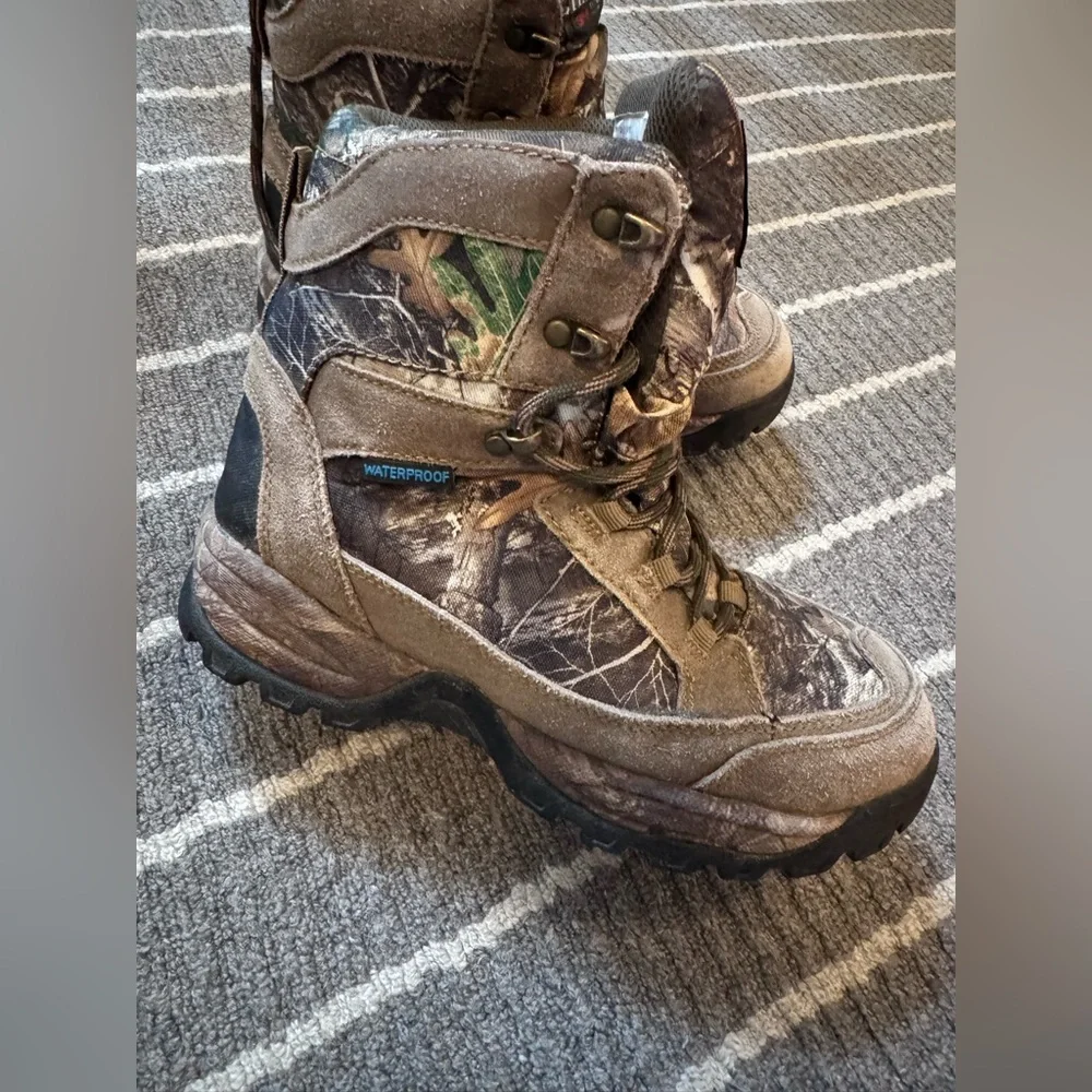 Itasca Camouflage Hunting Boots size 7